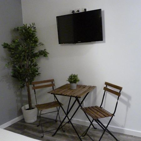 Intimo Y Acogedor "Algunos" Con Banera Hidromasaje Apartman Valencia Kültér fotó