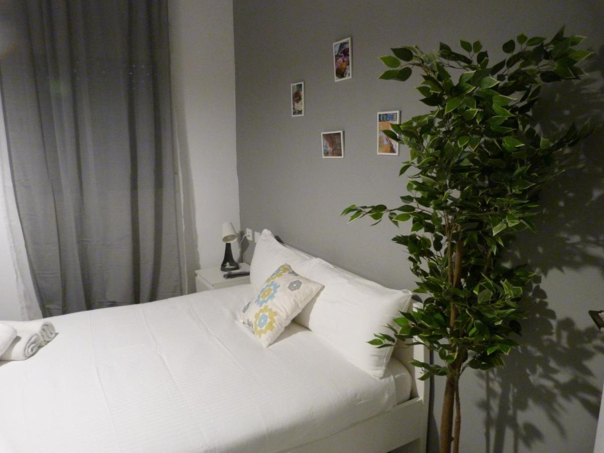 Intimo Y Acogedor "Algunos" Con Banera Hidromasaje Apartman Valencia Kültér fotó