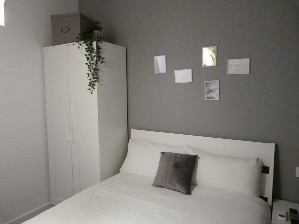 Intimo Y Acogedor "Algunos" Con Banera Hidromasaje Apartman Valencia Kültér fotó