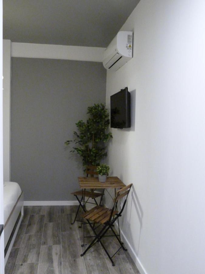 Intimo Y Acogedor "Algunos" Con Banera Hidromasaje Apartman Valencia Kültér fotó