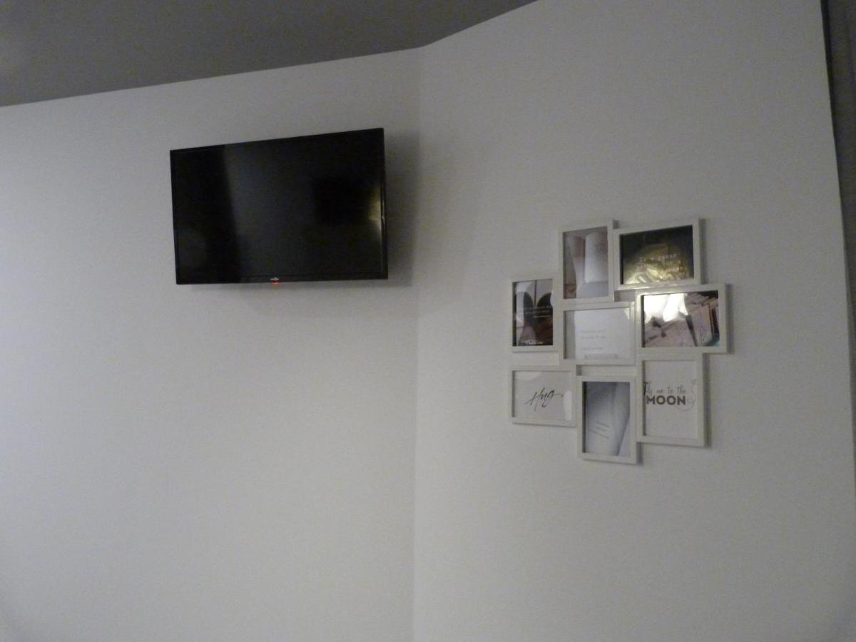 Intimo Y Acogedor "Algunos" Con Banera Hidromasaje Apartman Valencia Kültér fotó